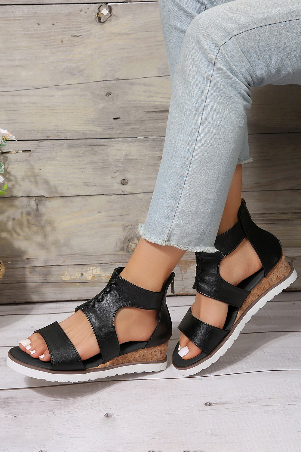 Black Crisscross Detail Hollowed Leather Gladiator Sandals